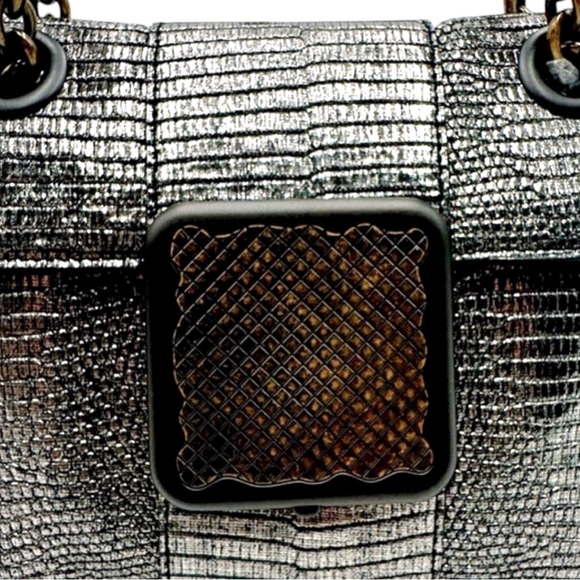 BOTTEGA VENETA Limited Edition 50th Anniversary Metallic Lizard Envelope Bag - Picture 4 of 16